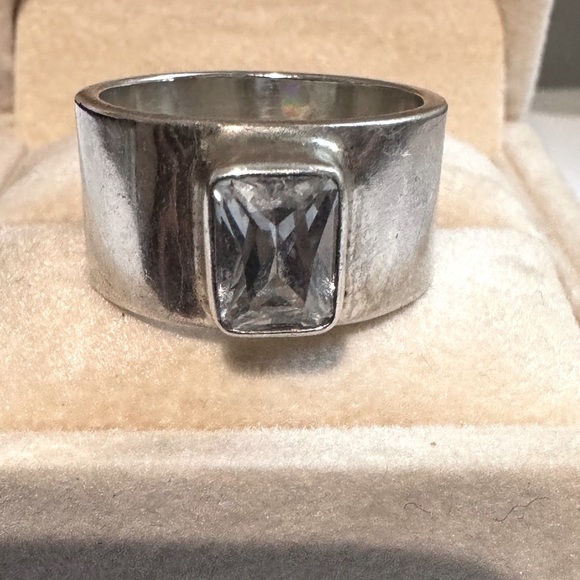 💎Stunning Vintage .925 Sterling Silver Ring with Clear Square Pave Crystal 💎 - Picture 1 of 16